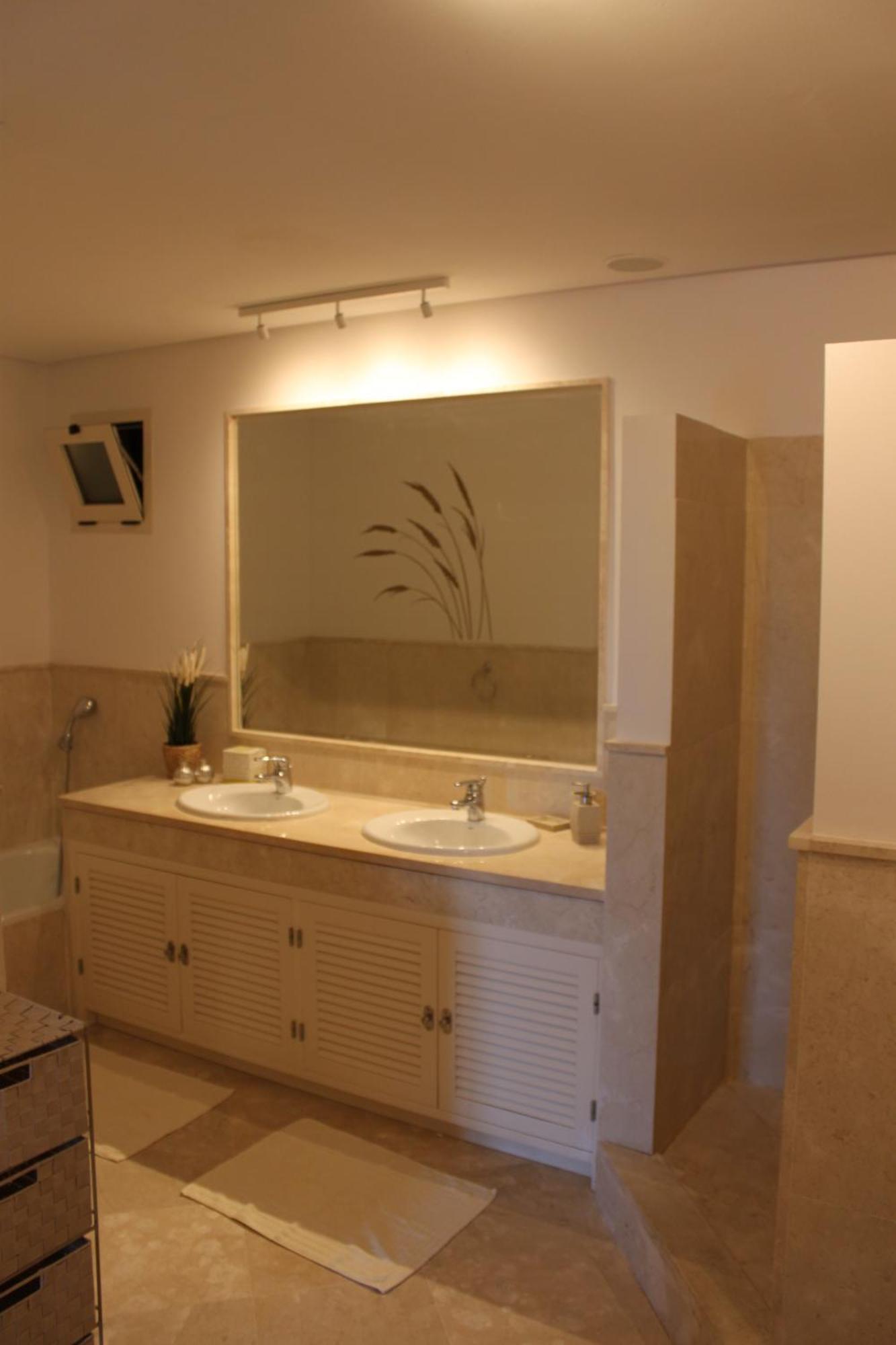 Elegant And Spacious Garden Apartment With Beautiful Views 欧赫恩 外观 照片