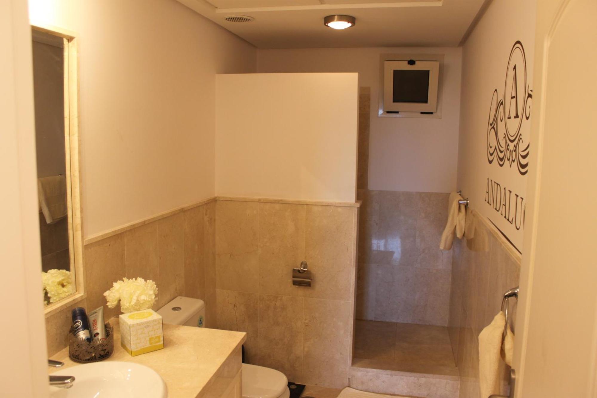 Elegant And Spacious Garden Apartment With Beautiful Views 欧赫恩 外观 照片