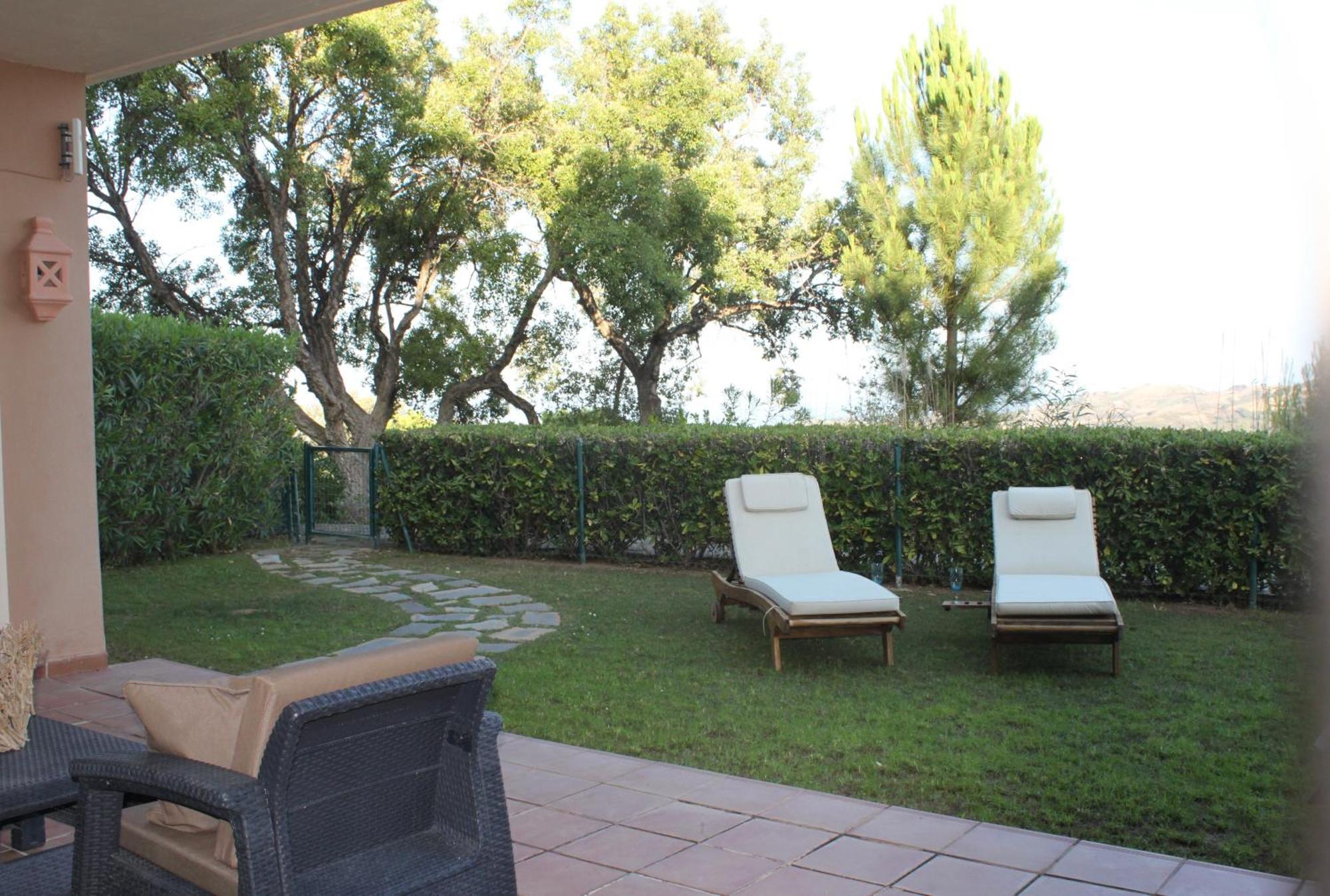 Elegant And Spacious Garden Apartment With Beautiful Views 欧赫恩 外观 照片